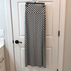 Maxi skirt NWT